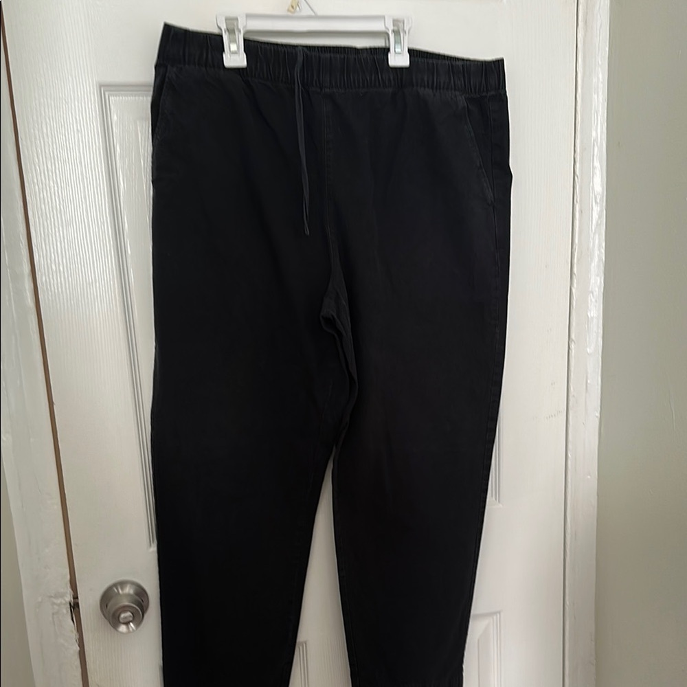 Uniqlo Black Sweatpants Comfortable Joggers